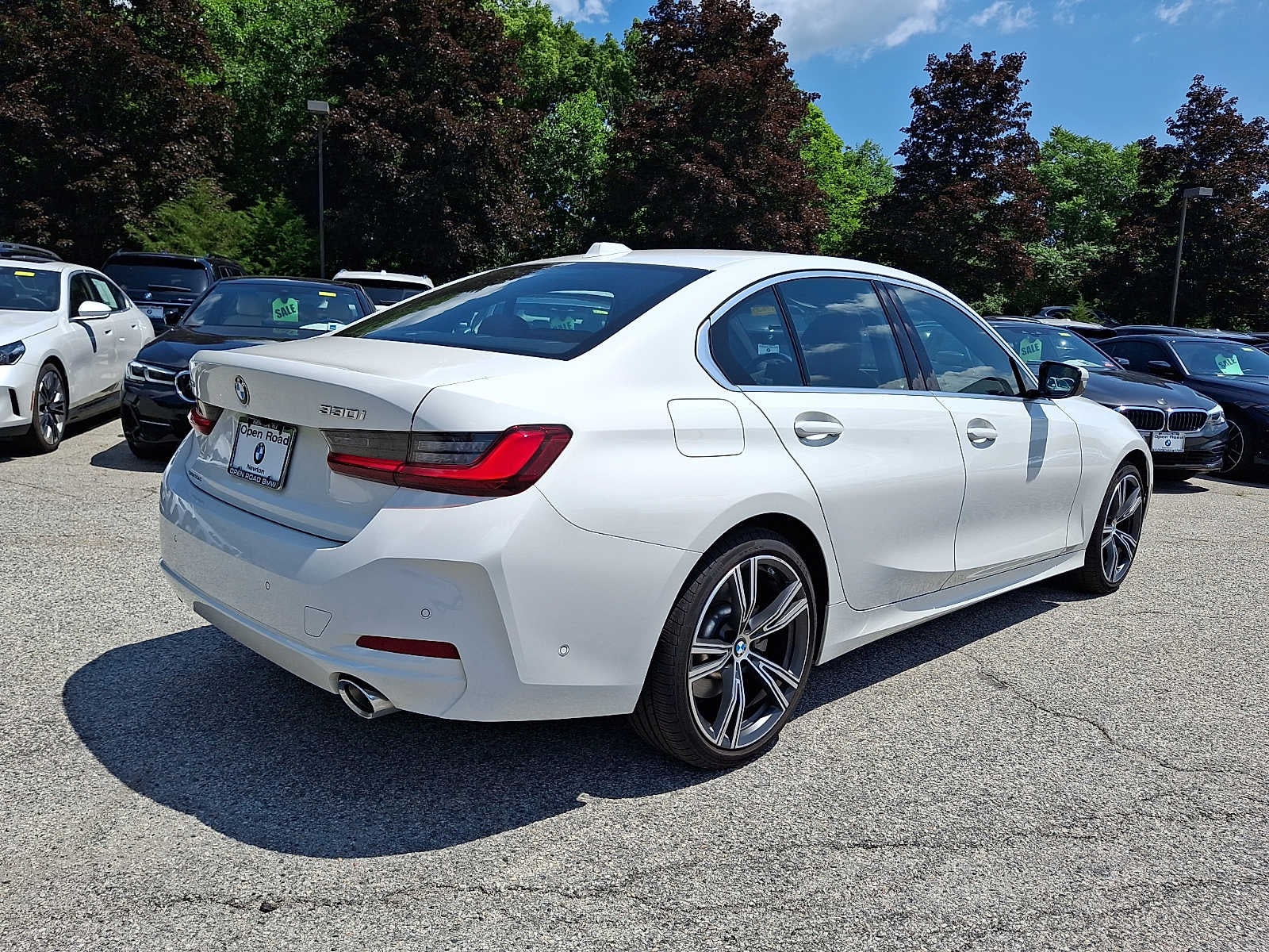 2024 BMW 3 Series 330i xDrive Sedan