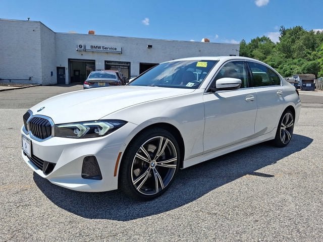 2024 BMW 3 Series 330i xDrive Sedan
