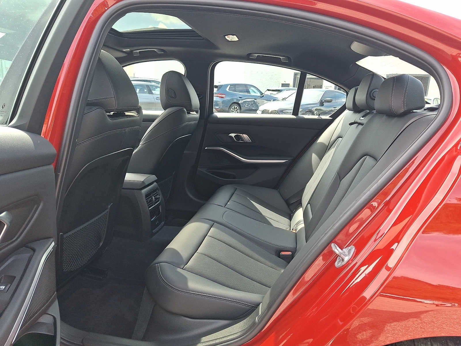 2023 BMW 3 Series 330i xDrive Sedan