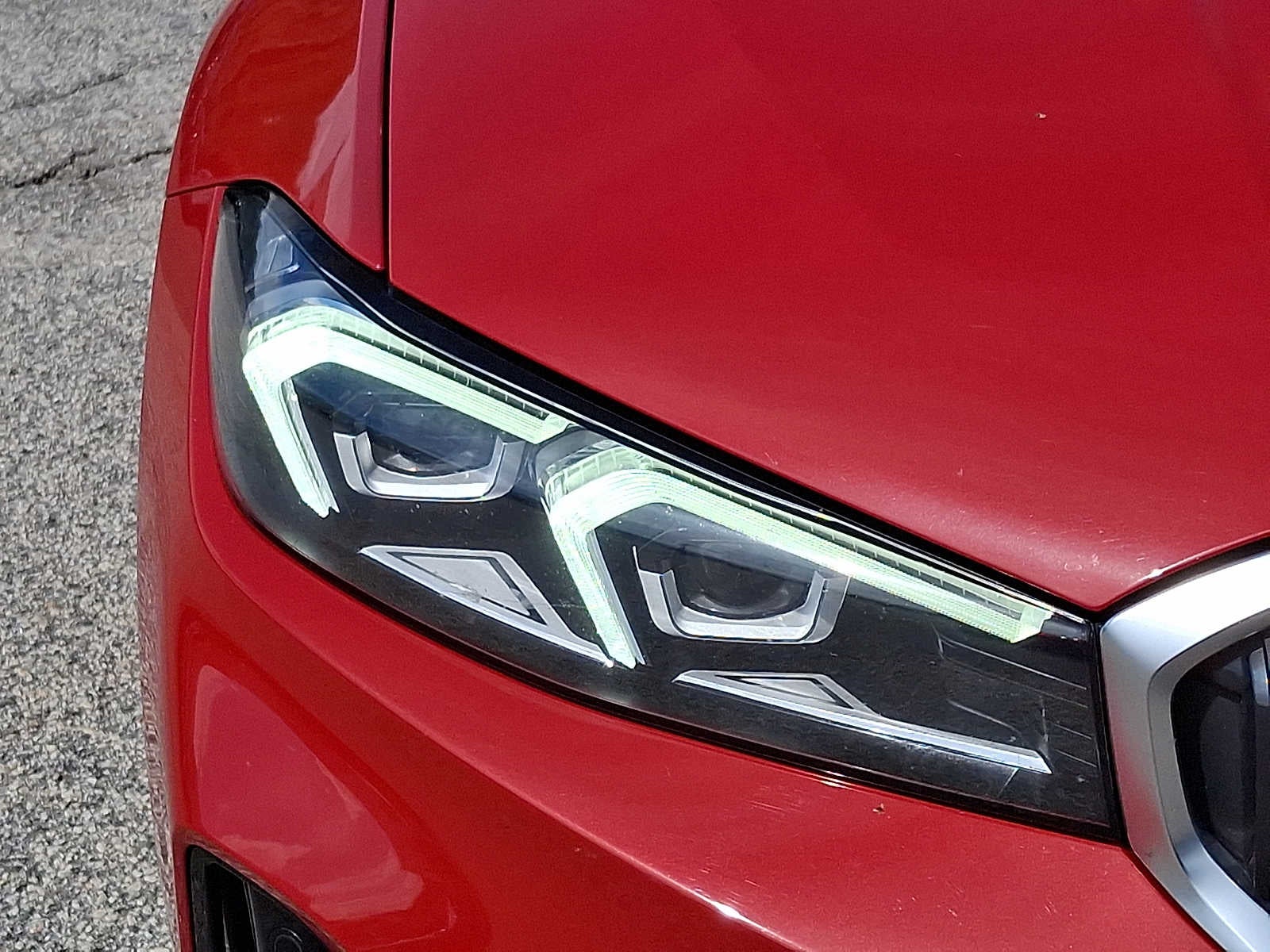 2023 BMW 3 Series 330i xDrive Sedan