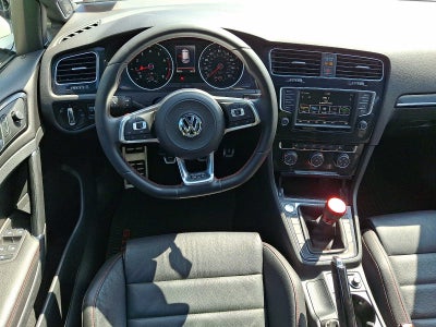 2017 Volkswagen Golf GTI 2.0T 4-Door SE Manual