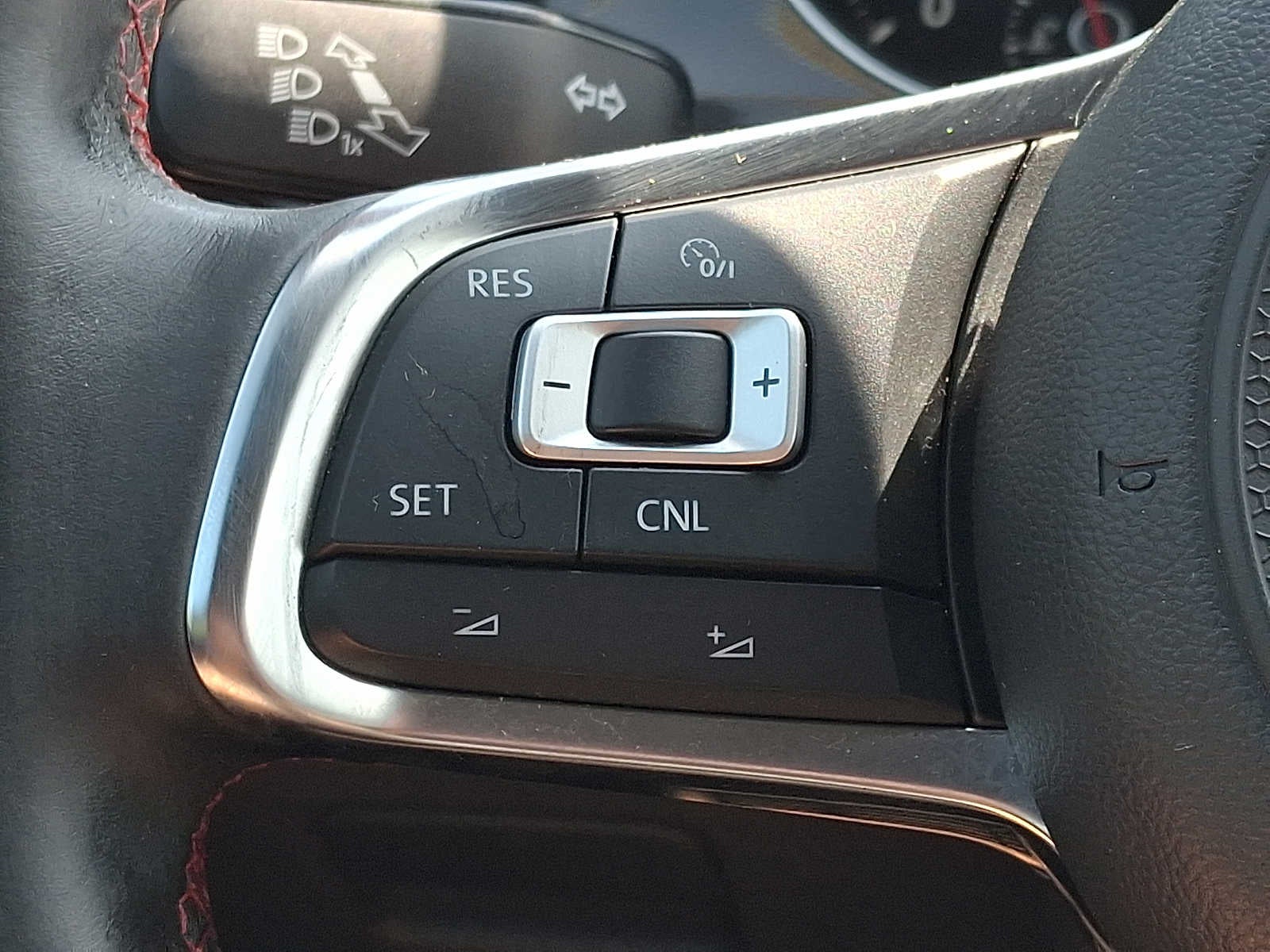 2017 Volkswagen Golf GTI 2.0T 4-Door SE Manual