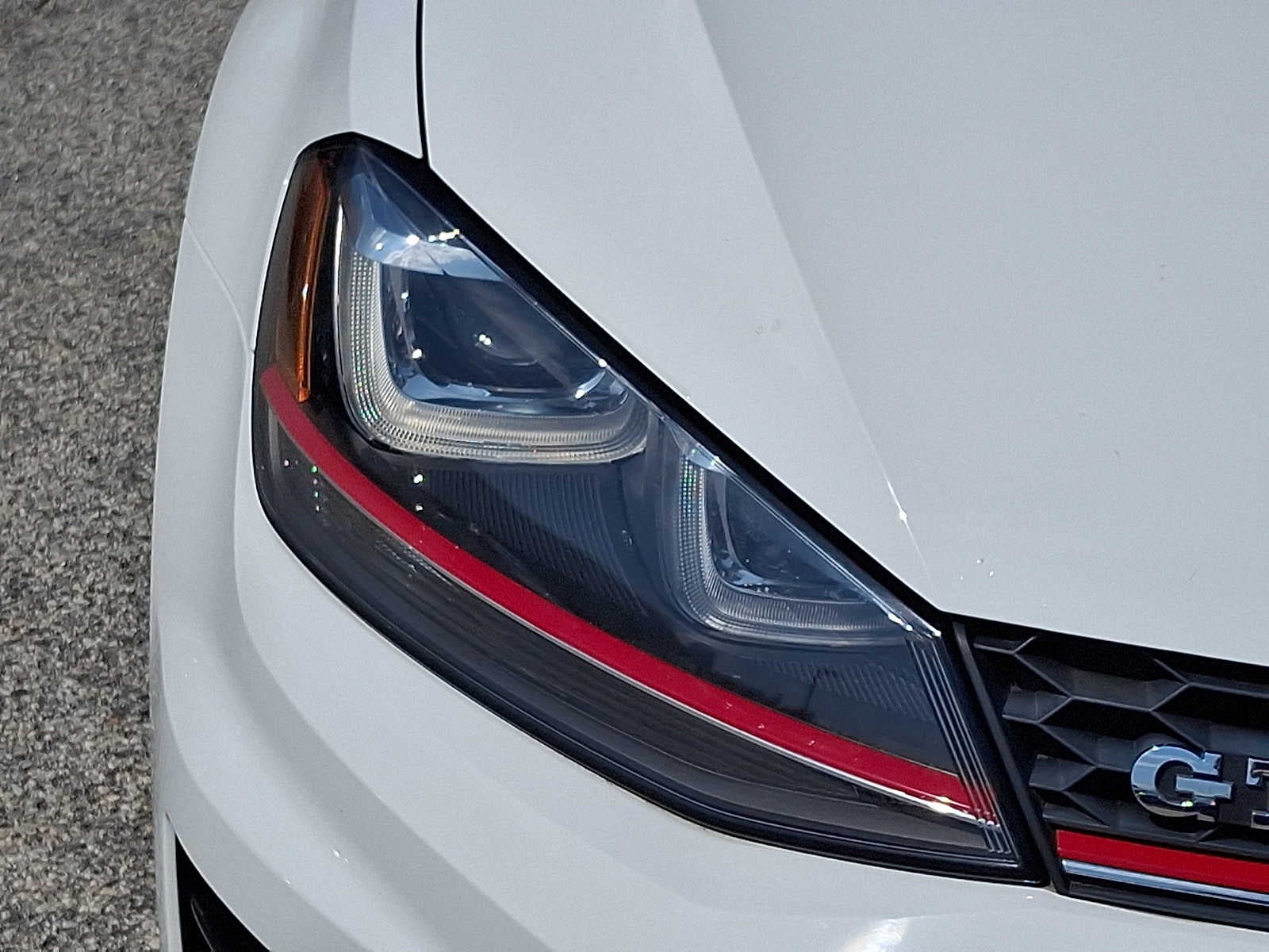 2017 Volkswagen Golf GTI 2.0T 4-Door SE Manual