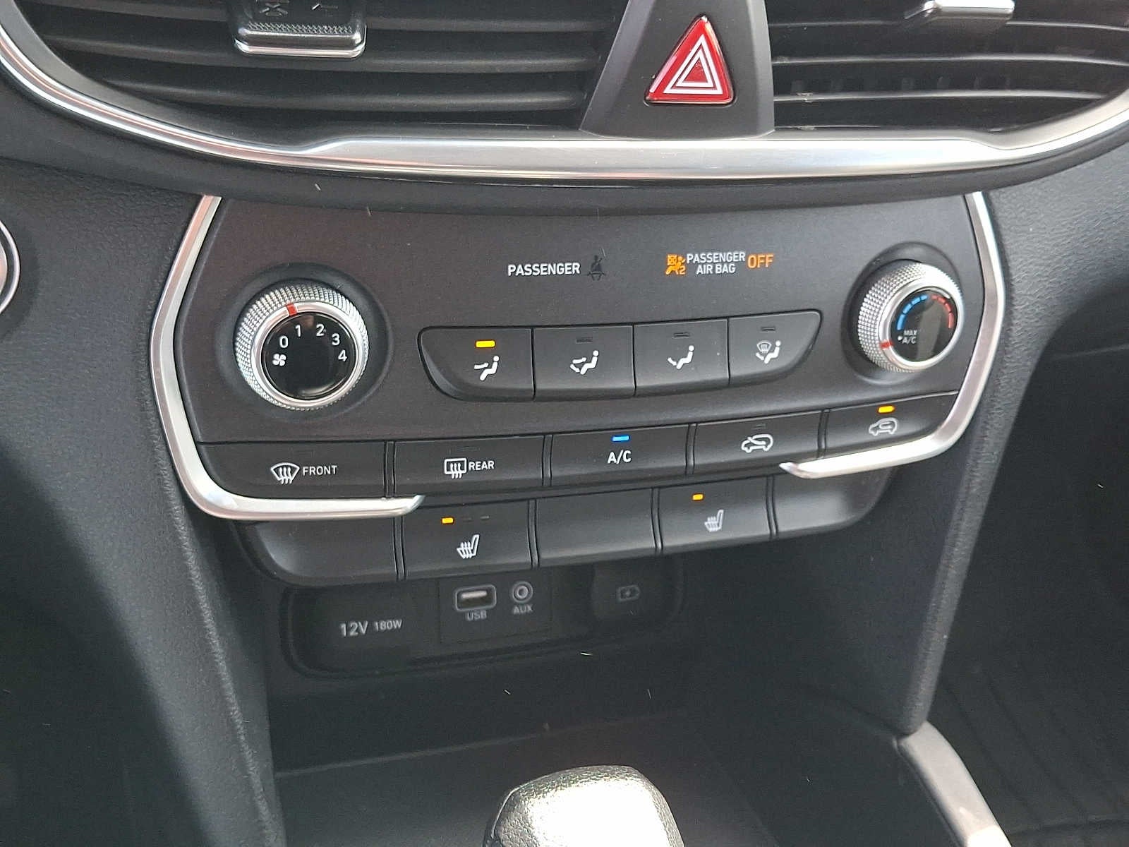 2020 Hyundai Santa Fe SEL 2.4L Auto AWD