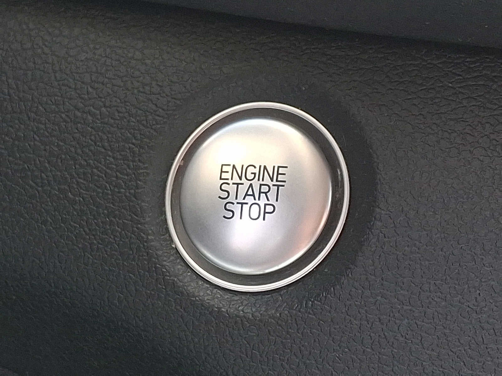 2020 Hyundai Santa Fe SEL 2.4L Auto AWD