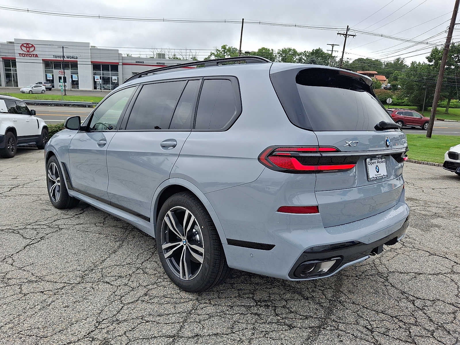 2027 BMW X7 xDrive40i Sports Activity Vehicle