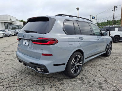 2027 BMW X7 xDrive40i Sports Activity Vehicle