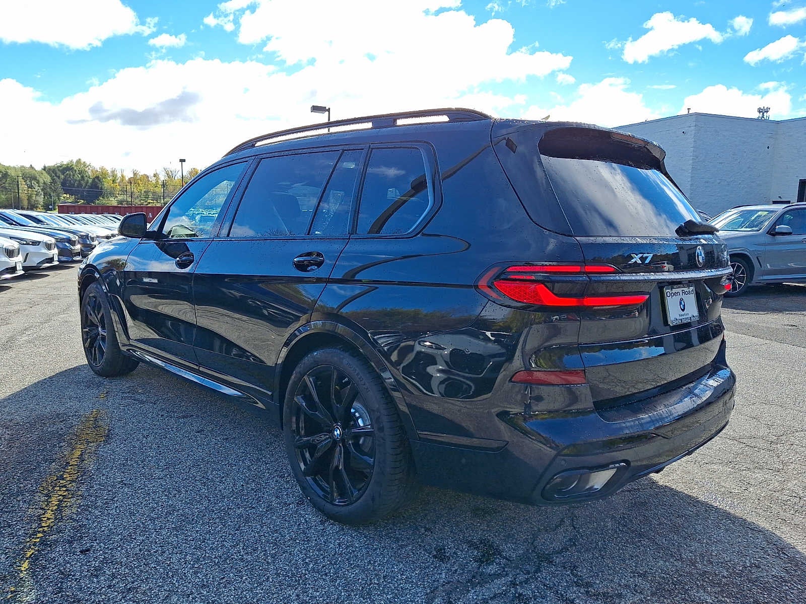 2027 BMW X7 xDrive40i Sports Activity Vehicle