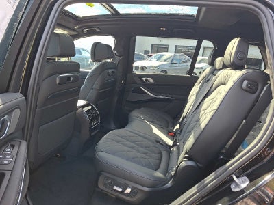 2027 BMW X7 xDrive40i Sports Activity Vehicle