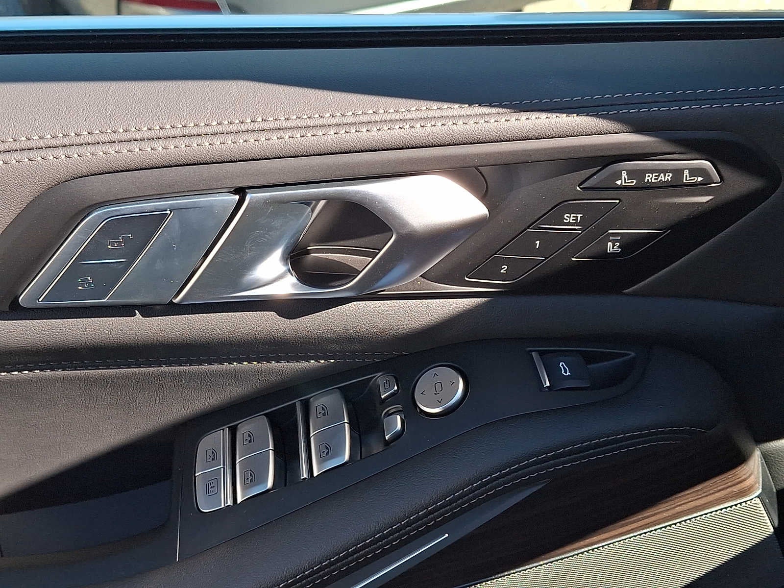 2027 BMW X7 xDrive40i Sports Activity Vehicle