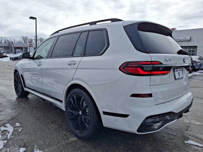 2026 BMW X7 xDrive40i Sports Activity Vehicle