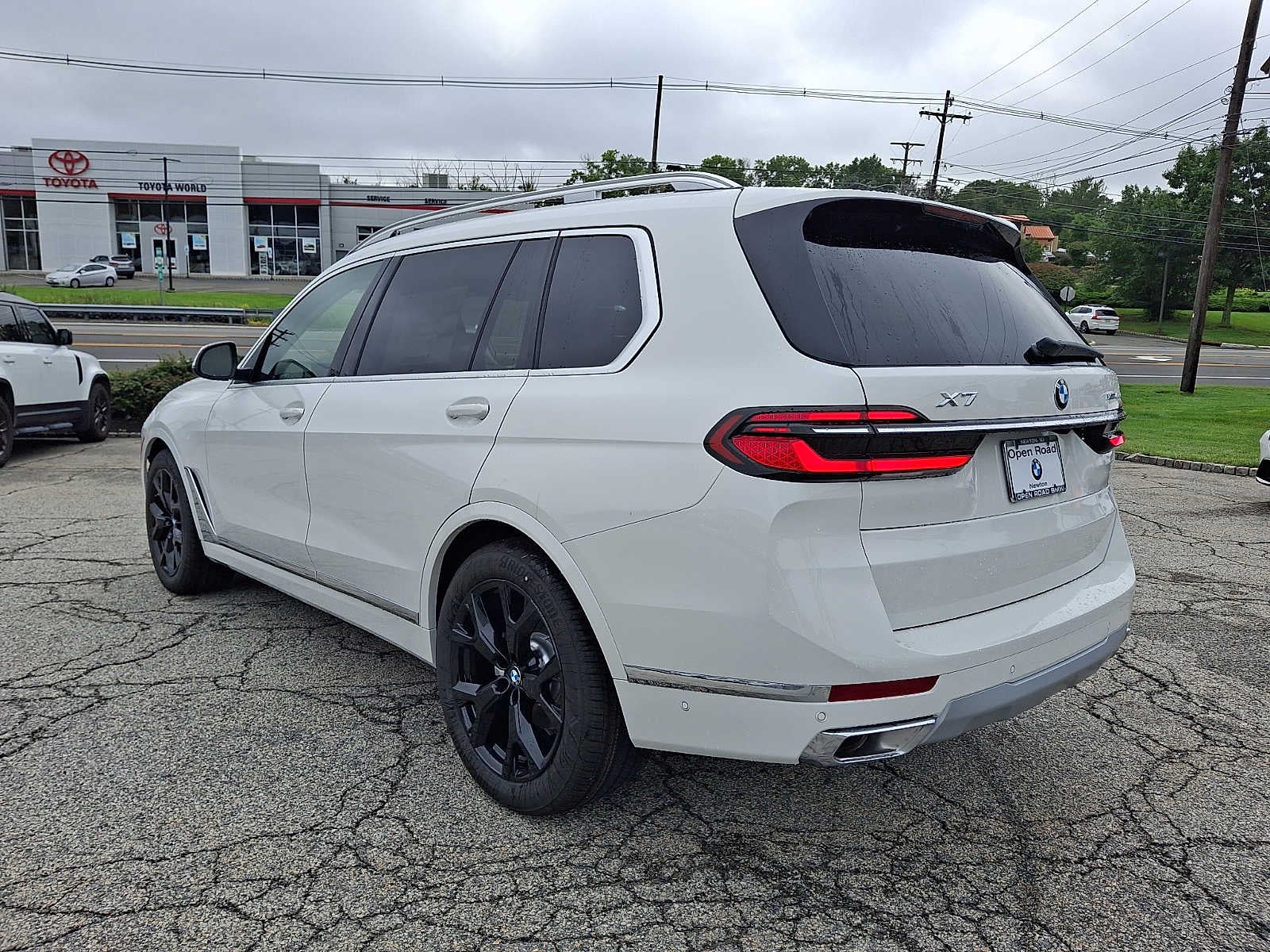 2027 BMW X7 xDrive40i Sports Activity Vehicle