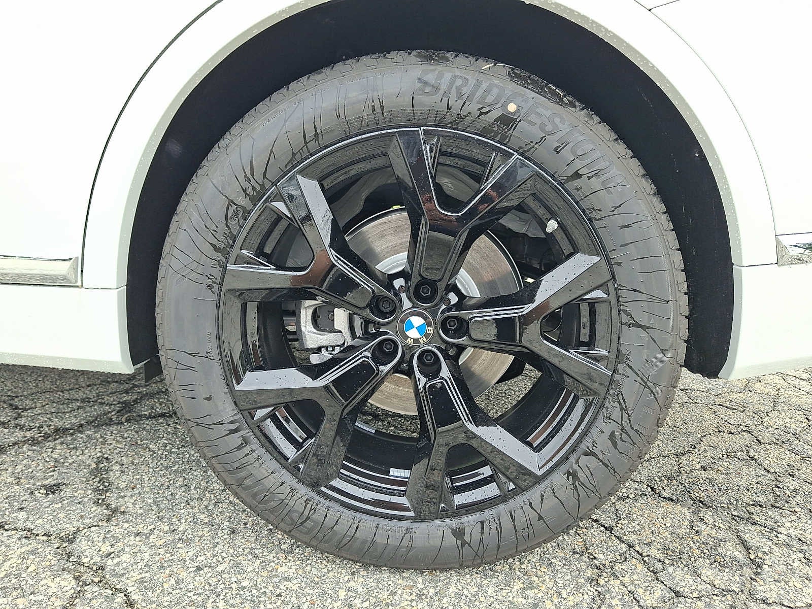 2027 BMW X7 xDrive40i Sports Activity Vehicle