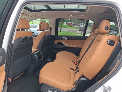 2027 BMW X7 xDrive40i Sports Activity Vehicle