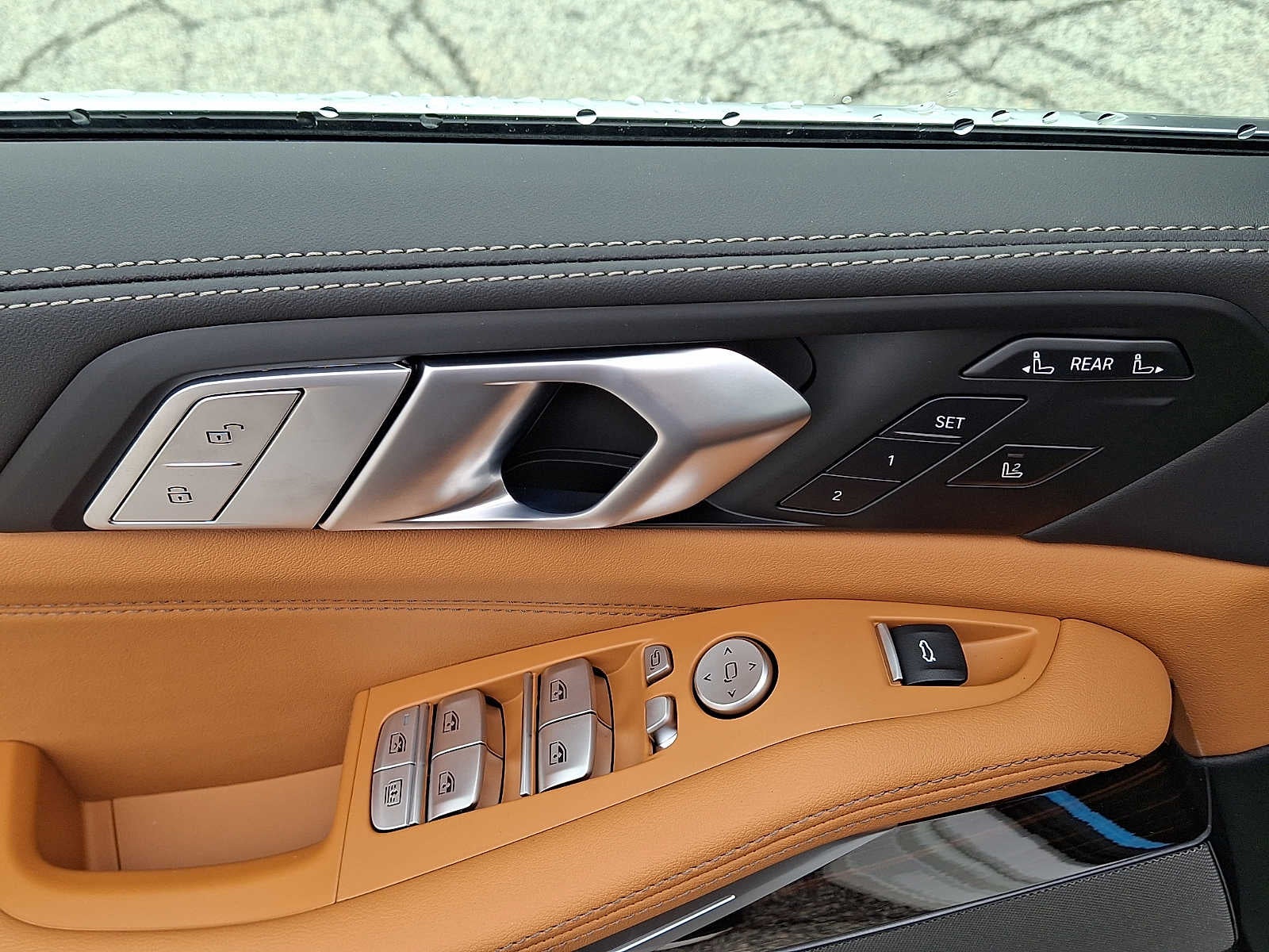 2027 BMW X7 xDrive40i Sports Activity Vehicle