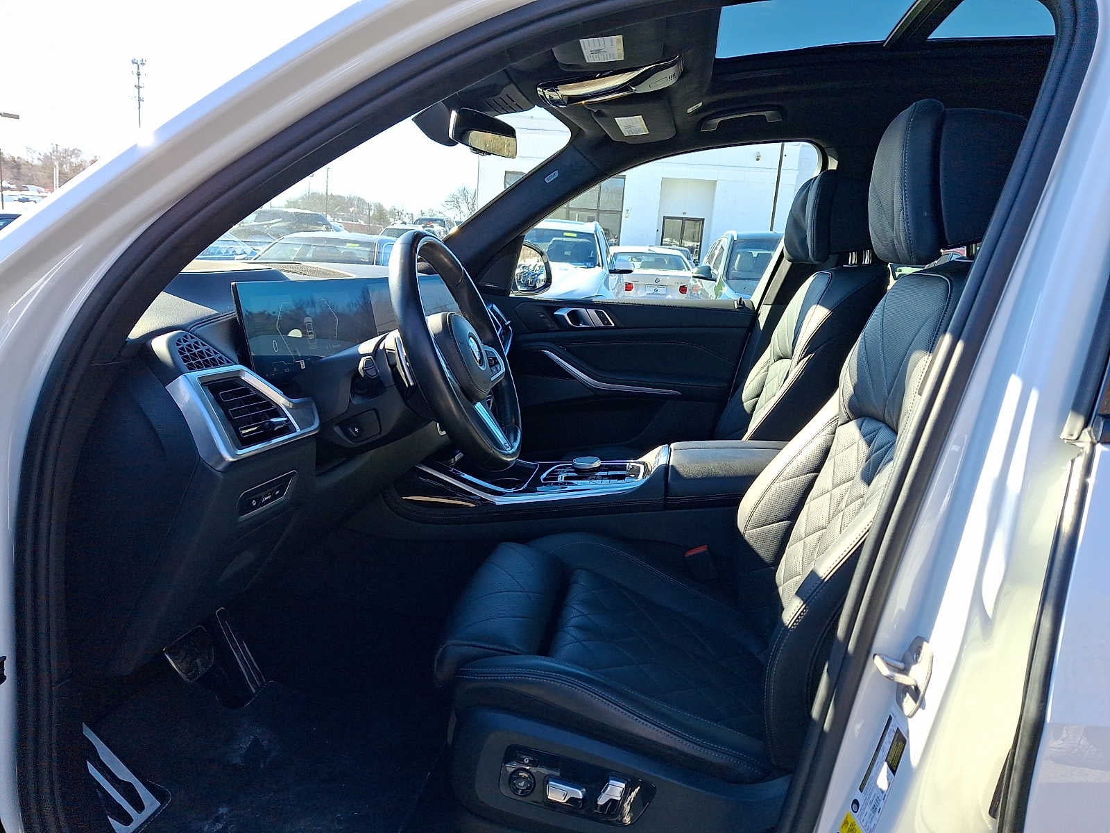 2024 BMW X7 xDrive40i Sports Activity Vehicle