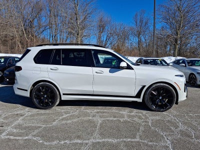 2024 BMW X7 xDrive40i Sports Activity Vehicle