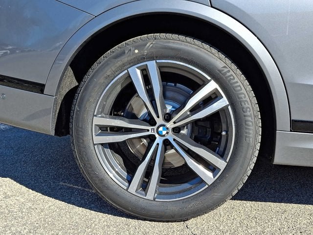 2026 BMW X7 xDrive40i Sports Activity Vehicle
