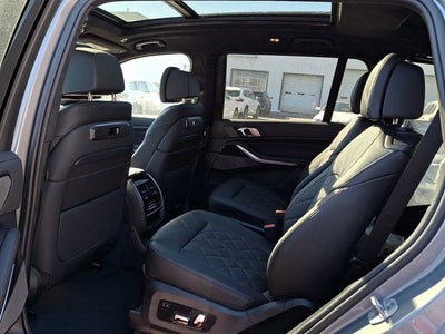 2026 BMW X7 xDrive40i Sports Activity Vehicle