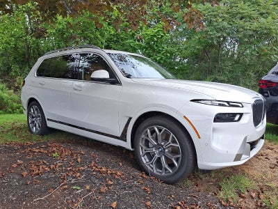 2027 BMW X7 xDrive40i Sports Activity Vehicle