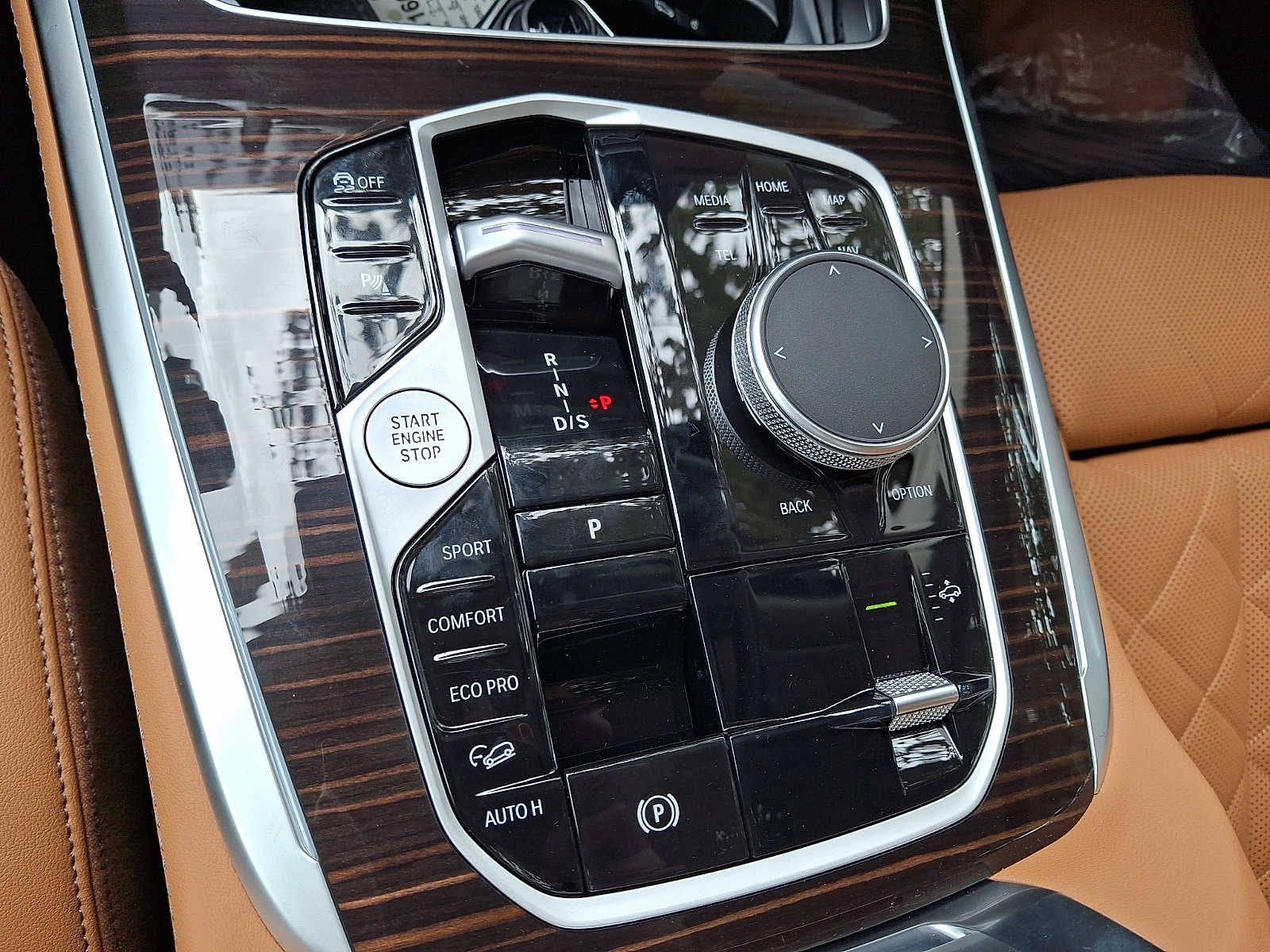 2027 BMW X7 xDrive40i Sports Activity Vehicle
