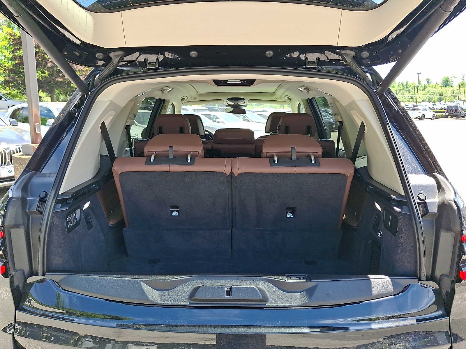 2024 BMW X7 xDrive40i Sports Activity Vehicle