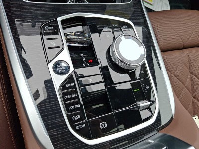 2027 BMW X7 xDrive40i Sports Activity Vehicle