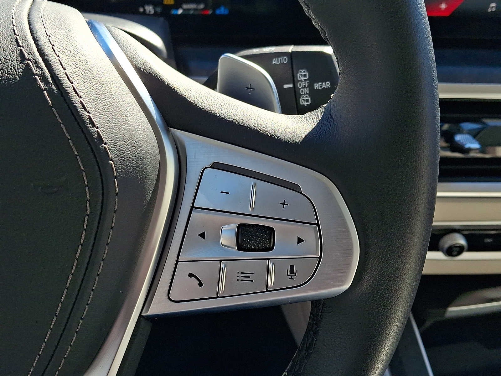 2025 BMW X7 xDrive40i Sports Activity Vehicle