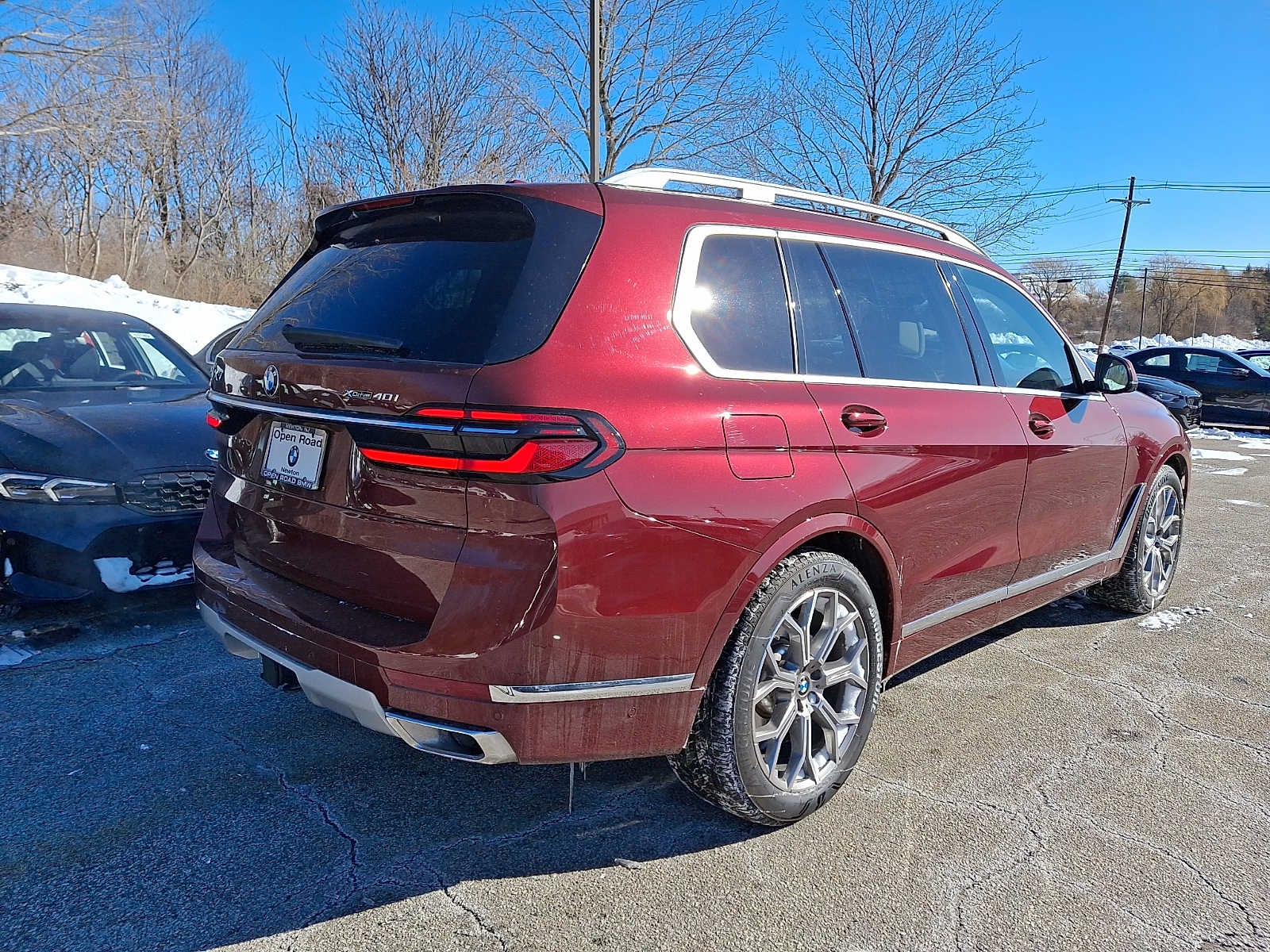 2025 BMW X7 xDrive40i Sports Activity Vehicle