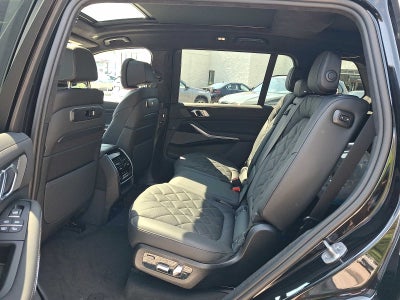 2027 BMW X7 xDrive40i Sports Activity Vehicle