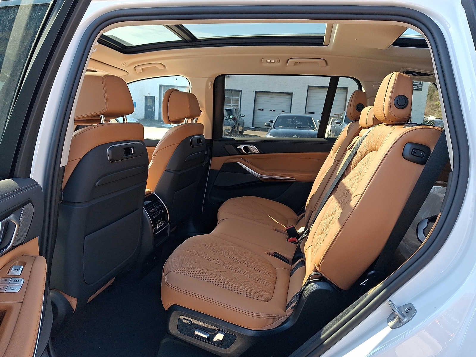 2026 BMW X7 xDrive40i Sports Activity Vehicle