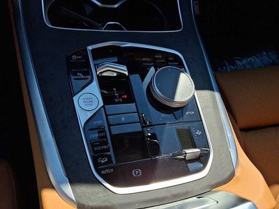 2026 BMW X7 xDrive40i Sports Activity Vehicle