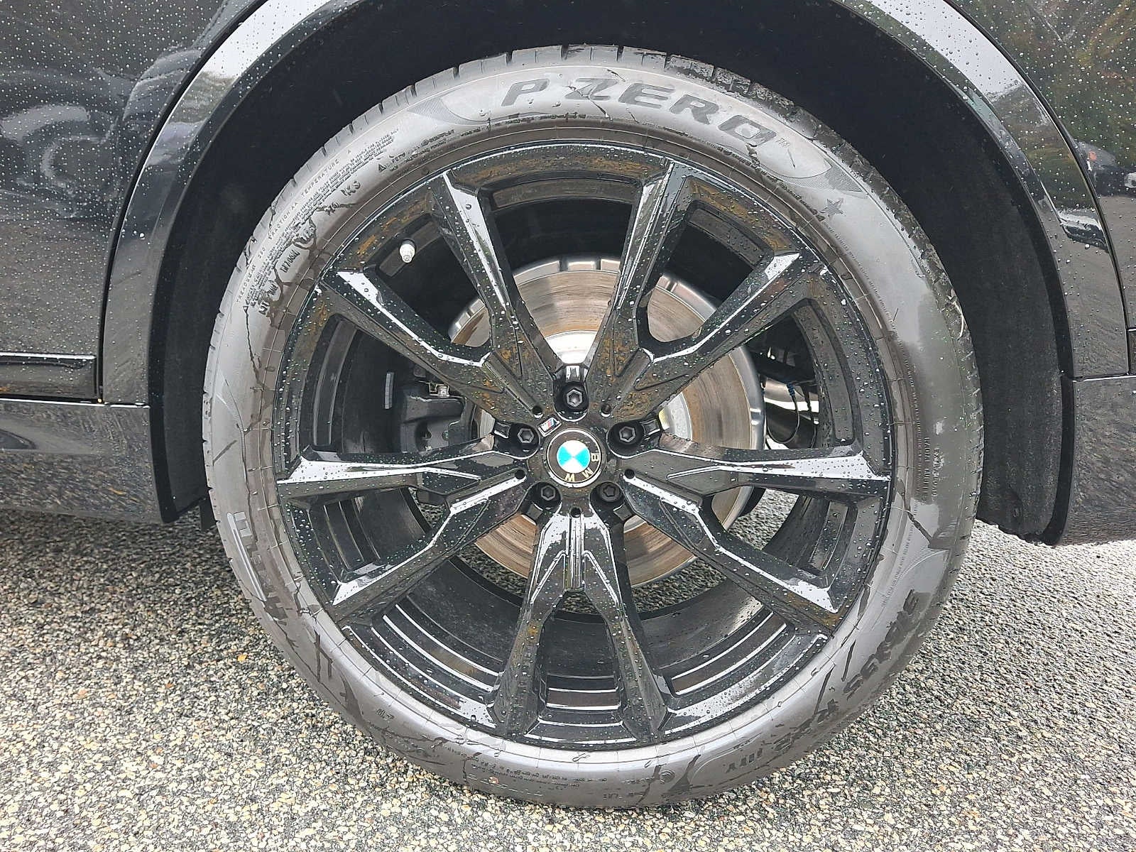 2027 BMW X7 xDrive40i Sports Activity Vehicle