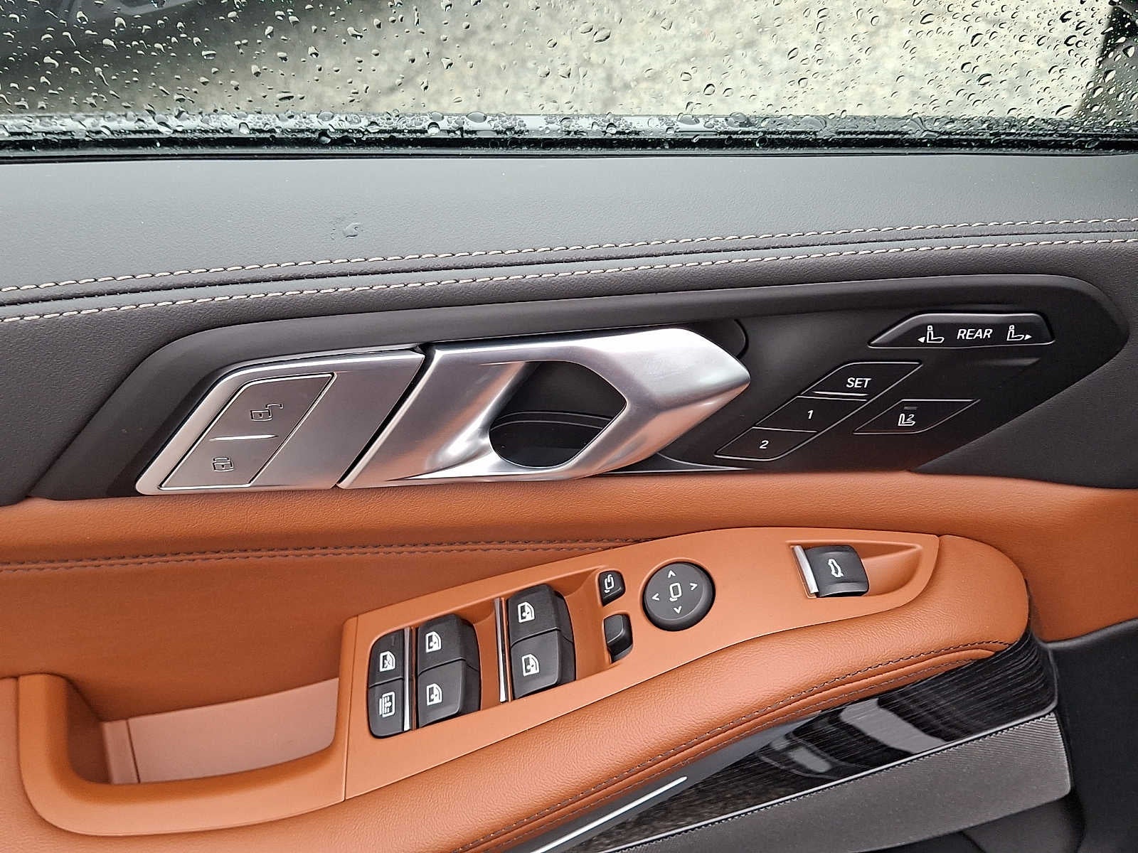 2027 BMW X7 xDrive40i Sports Activity Vehicle