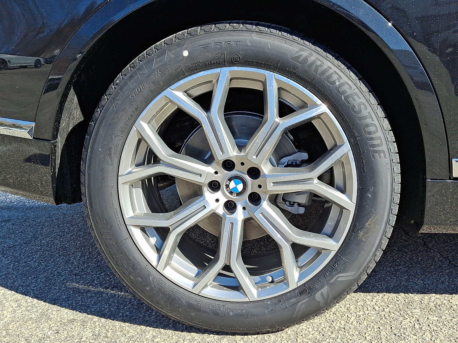 2026 BMW X7 xDrive40i Sports Activity Vehicle