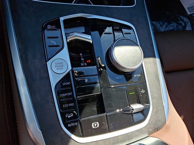 2026 BMW X7 xDrive40i Sports Activity Vehicle