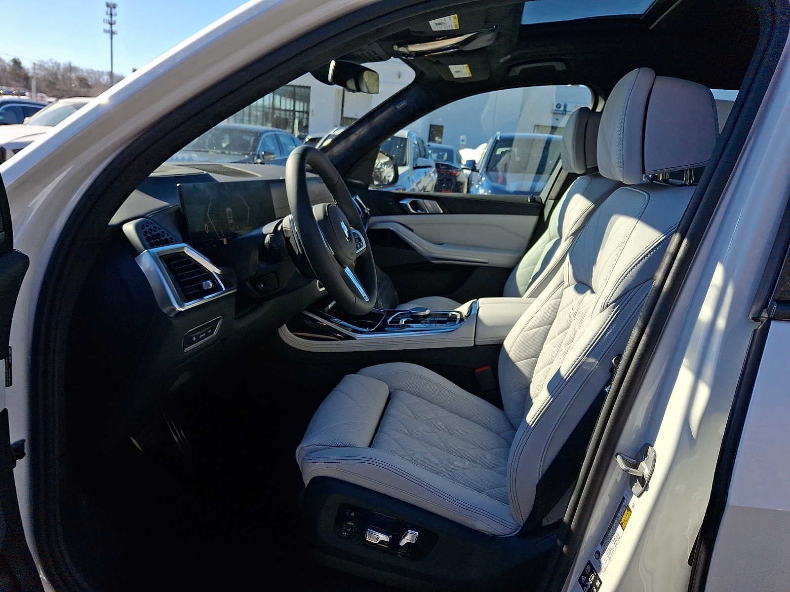 2026 BMW X7 xDrive40i Sports Activity Vehicle