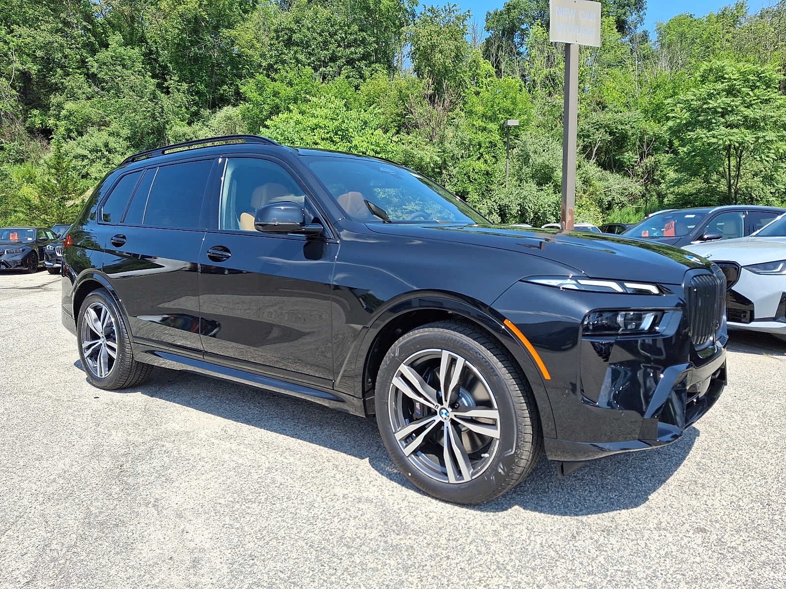 2027 BMW X7 xDrive40i Sports Activity Vehicle