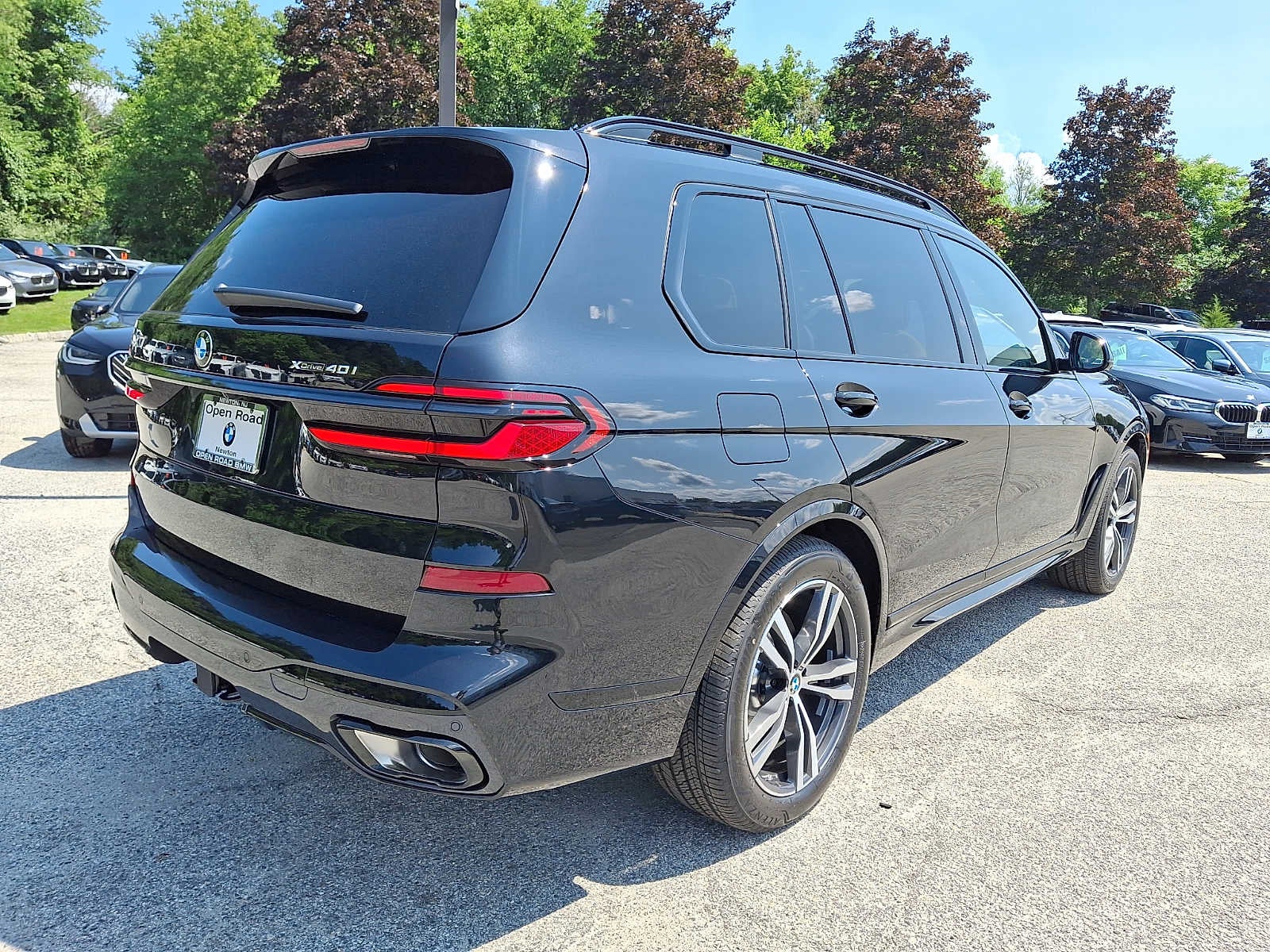 2027 BMW X7 xDrive40i Sports Activity Vehicle