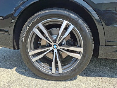 2027 BMW X7 xDrive40i Sports Activity Vehicle