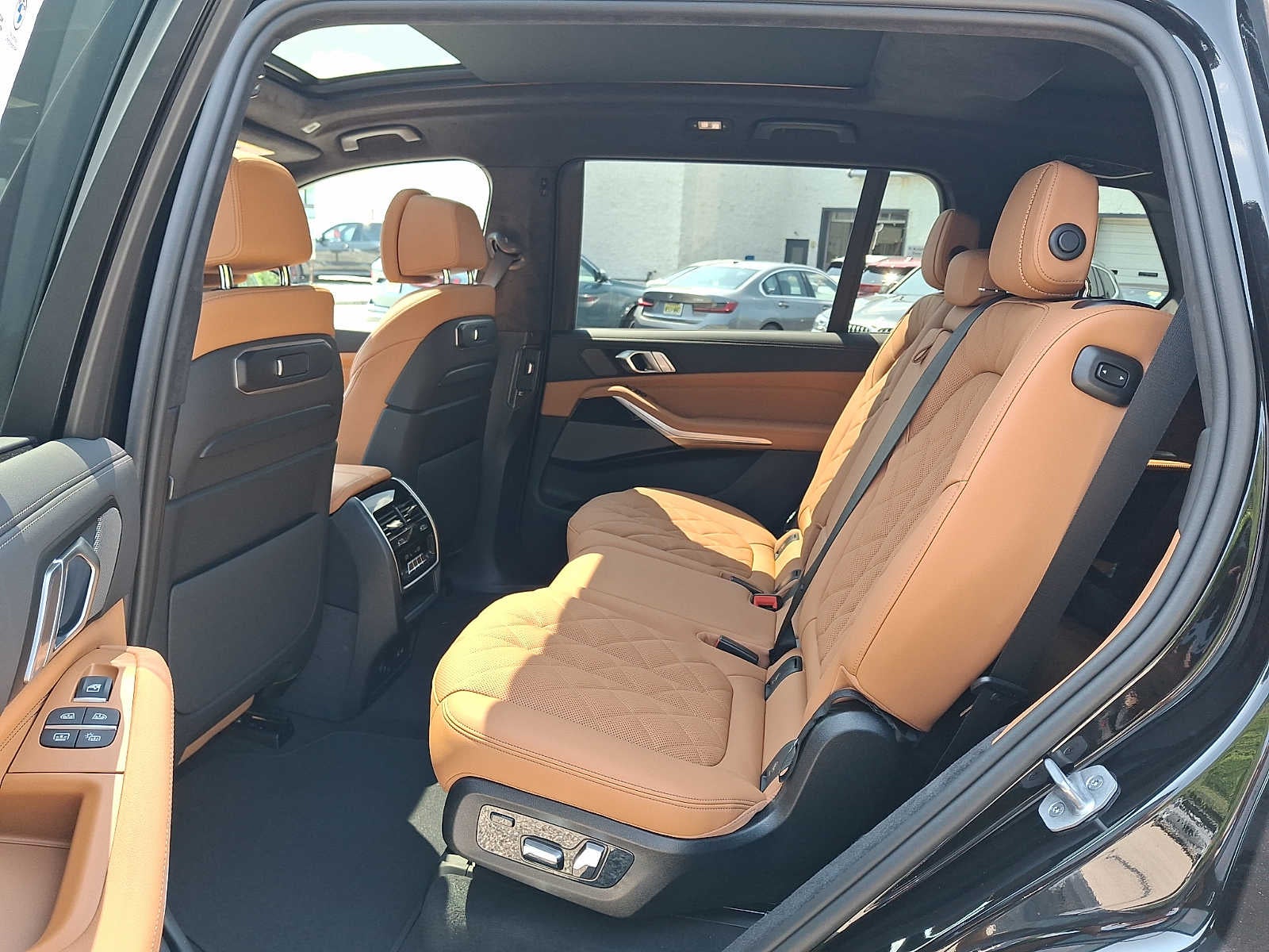 2027 BMW X7 xDrive40i Sports Activity Vehicle