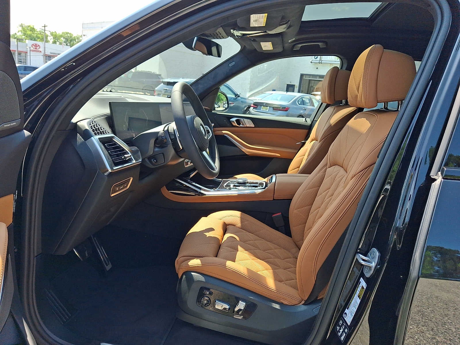 2027 BMW X7 xDrive40i Sports Activity Vehicle