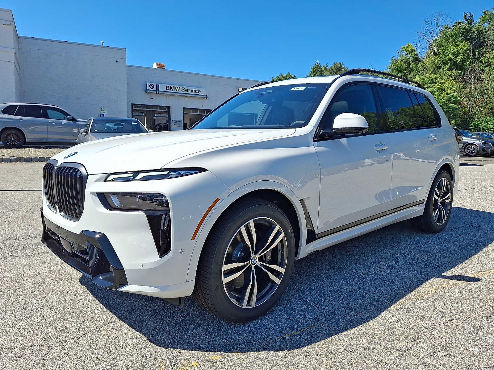 2027 BMW X7 xDrive40i Sports Activity Vehicle