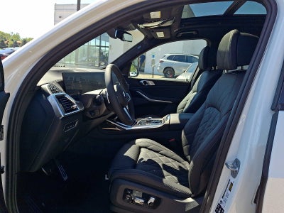 2027 BMW X7 xDrive40i Sports Activity Vehicle