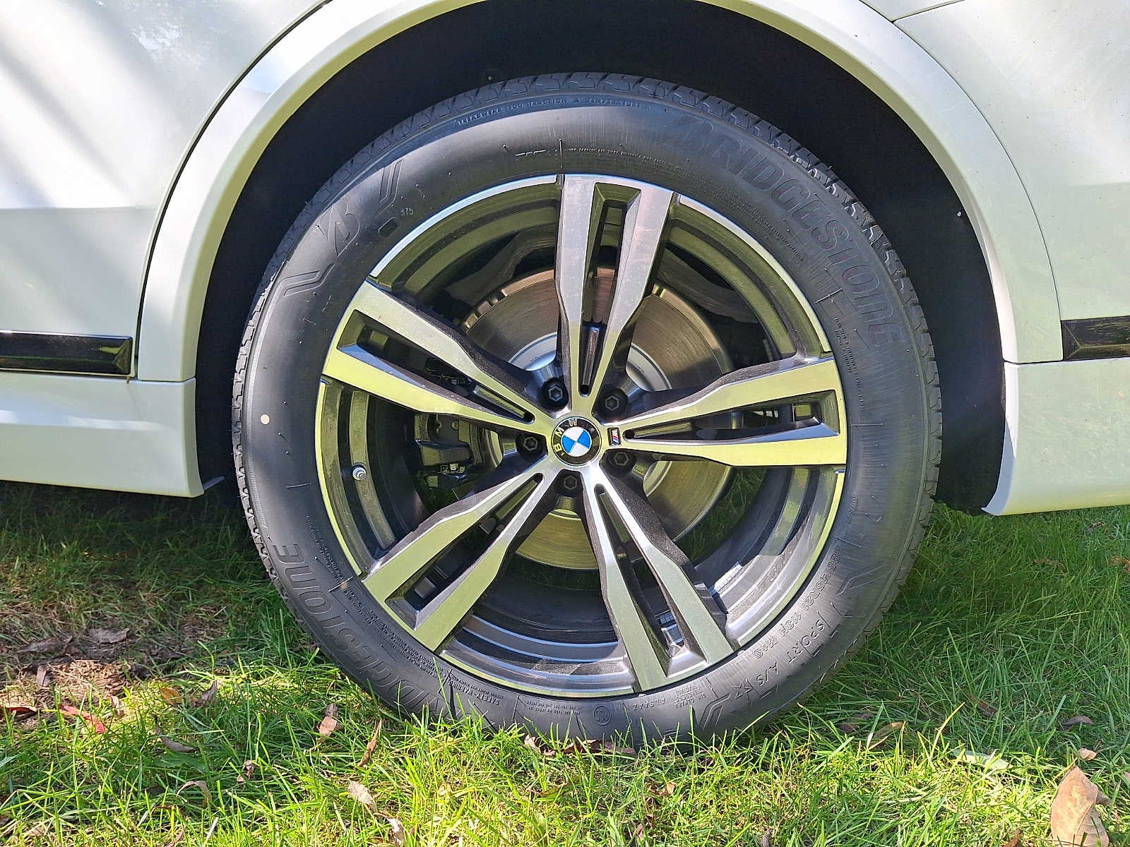 2027 BMW X7 xDrive40i Sports Activity Vehicle
