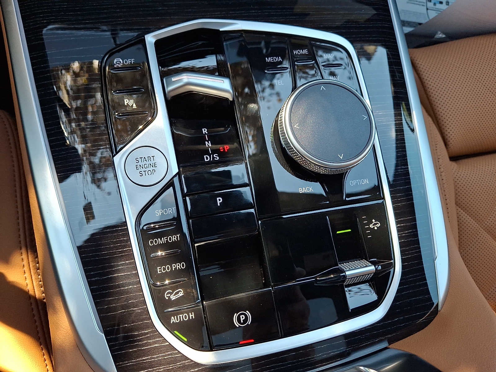 2027 BMW X7 xDrive40i Sports Activity Vehicle
