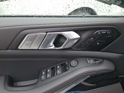 2027 BMW X7 xDrive40i Sports Activity Vehicle