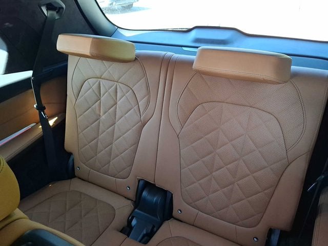 2023 BMW X7 xDrive40i Sports Activity Vehicle