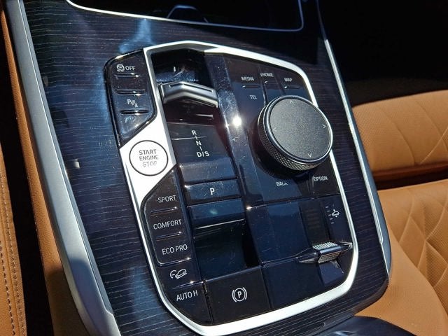 2023 BMW X7 xDrive40i Sports Activity Vehicle