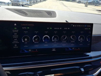 2023 BMW X7 xDrive40i Sports Activity Vehicle